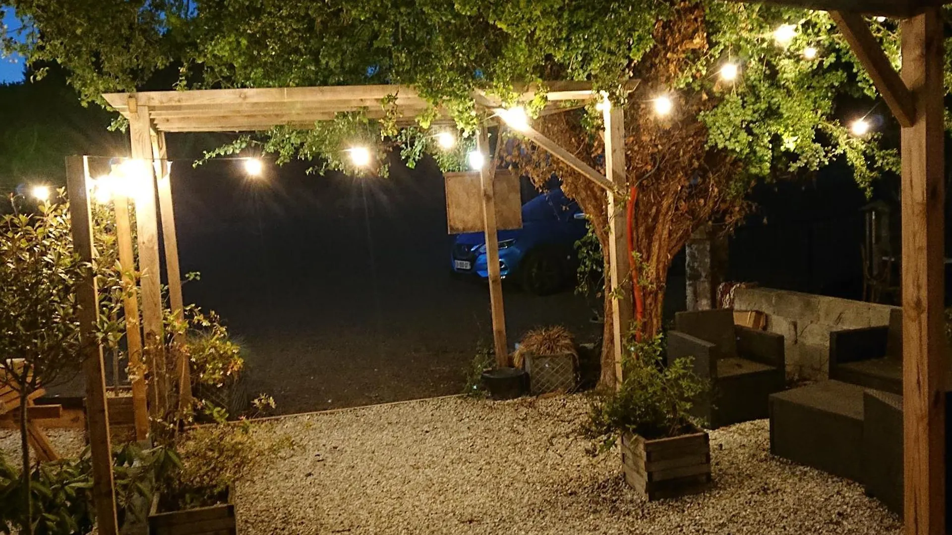 Le Black Dog Pub Saint-Aignan  Mini-hôtel